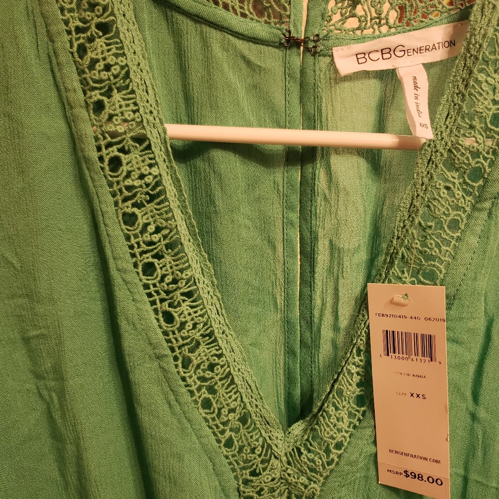 Crochet-Trimmed Romper - Picture 6 of 7
